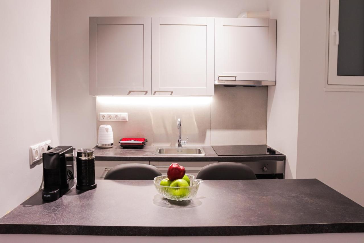 Zea Apartments Pire Dış mekan fotoğraf